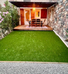 Superbe logement bord de mer contigu à la Marine de Davia